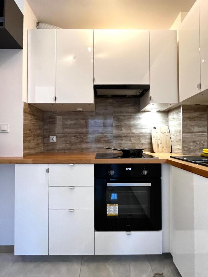 Downtown Apartment — Photos 3